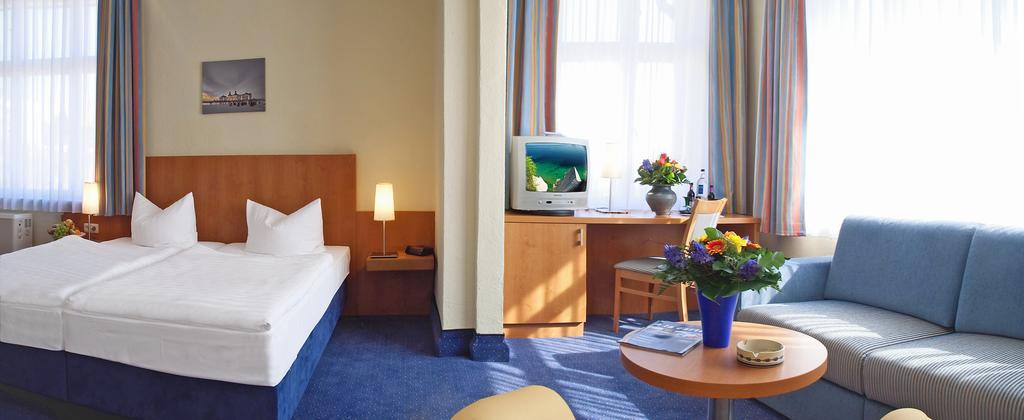 Sellin  Hotel Xenia מראה חיצוני תמונה